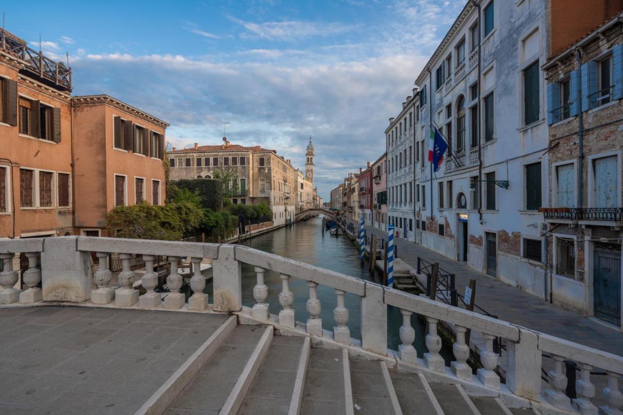 Lion Palace - San Marco R&R Venetië Buitenkant foto